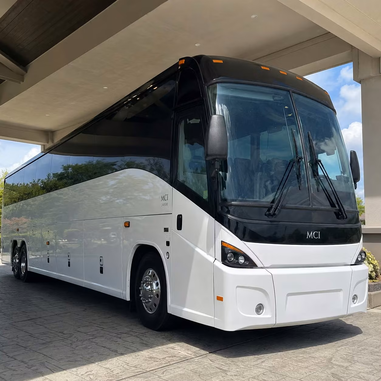 charter bus shuttles for the duluth air national guard base and military facilities
