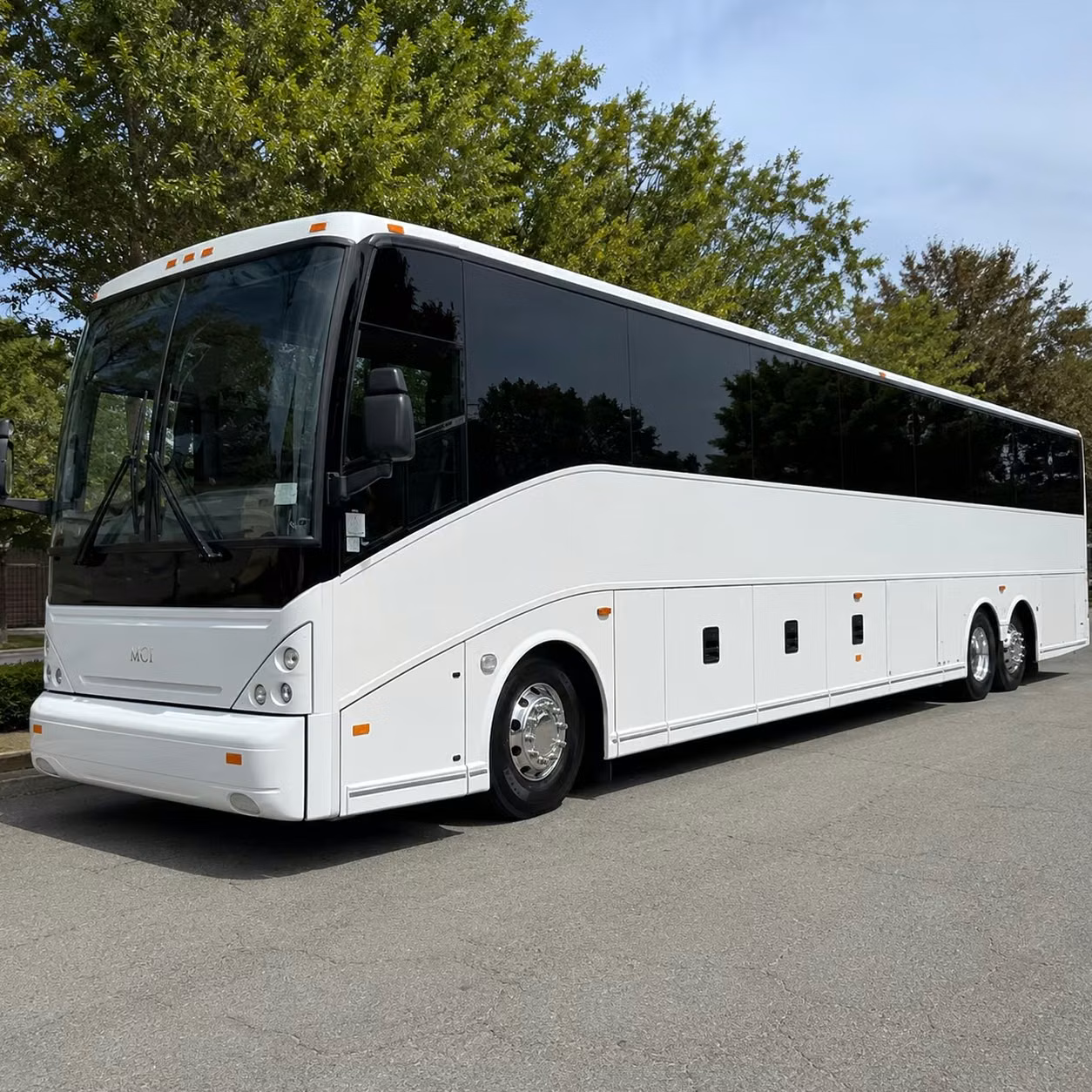 daily commuter shuttle services for duluth employers along the harbor and industrial corridor