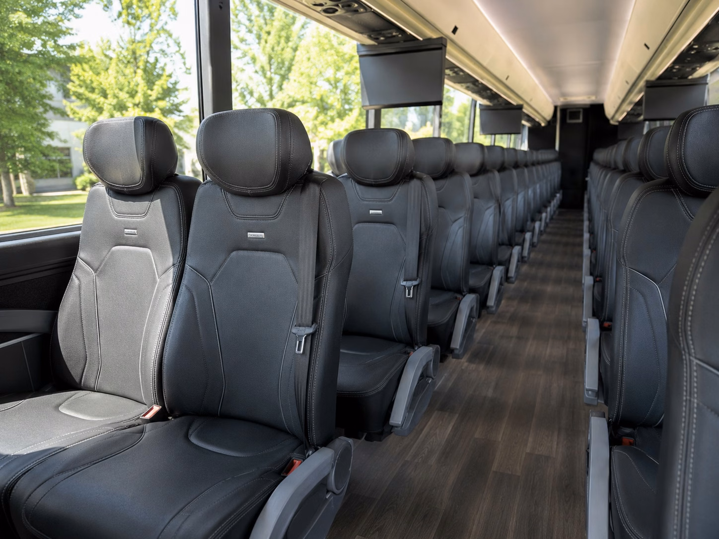 duluth 56 passenger charter bus rental